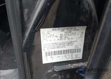 2011 Ford F-250 Lariat z USA, uszkodzony, nr VIN 1FT7W2BT0BEC62719